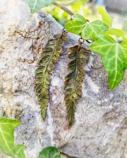 Pokovené náušnice - kapradina zelená 8,5 cm